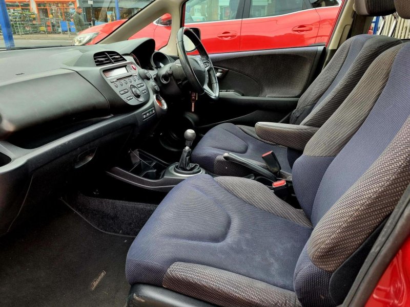 HONDA JAZZ