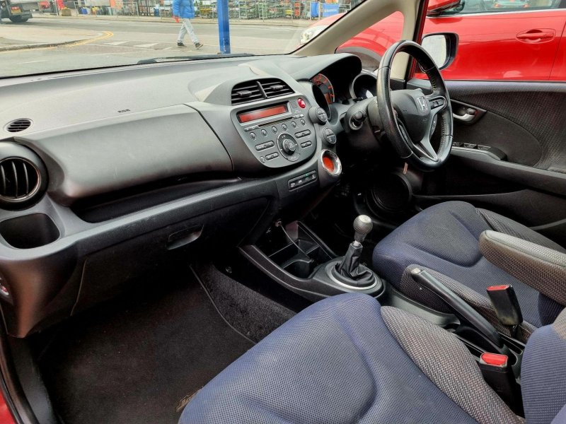 HONDA JAZZ