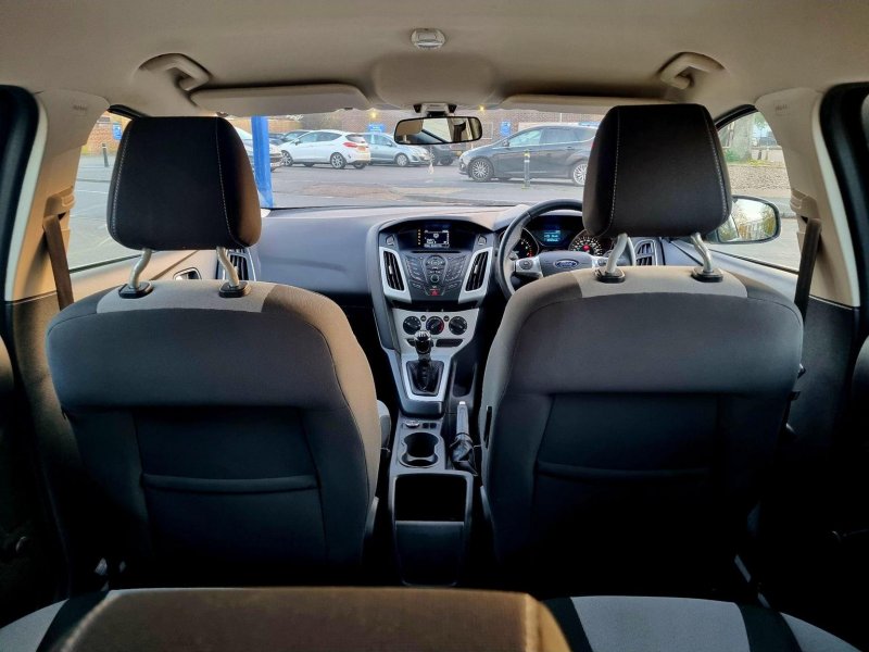 FORD FOCUS