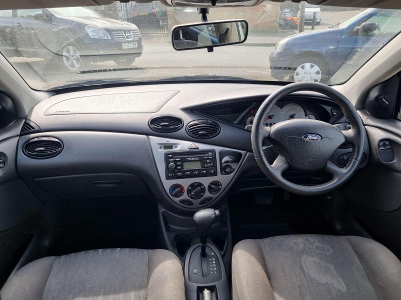 FORD FOCUS
