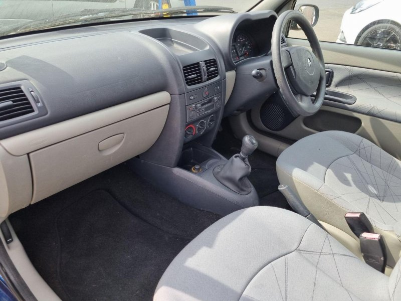 RENAULT CLIO