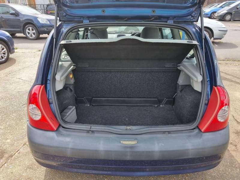 RENAULT CLIO