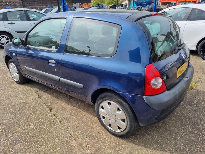 RENAULT CLIO