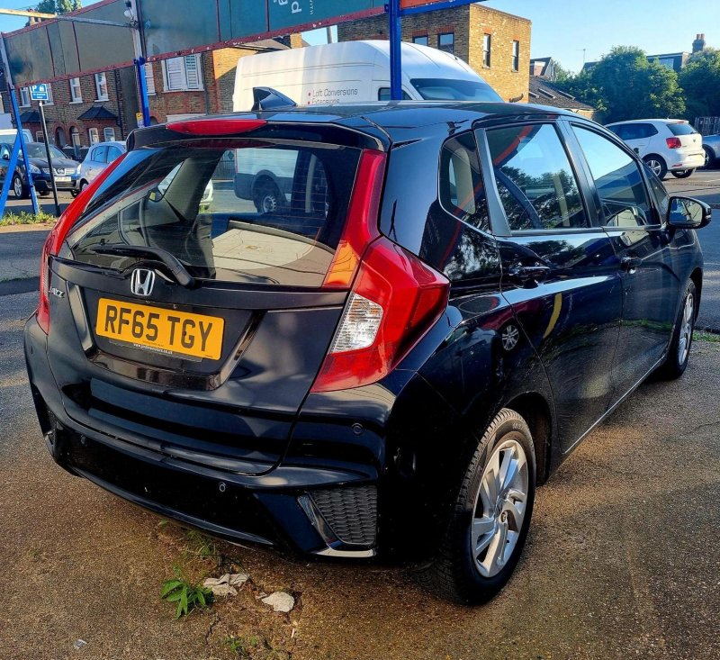 HONDA JAZZ